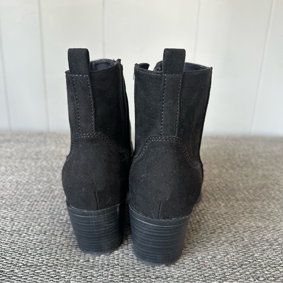 Old Navy Ankle Boots - Picture 2 of 5
